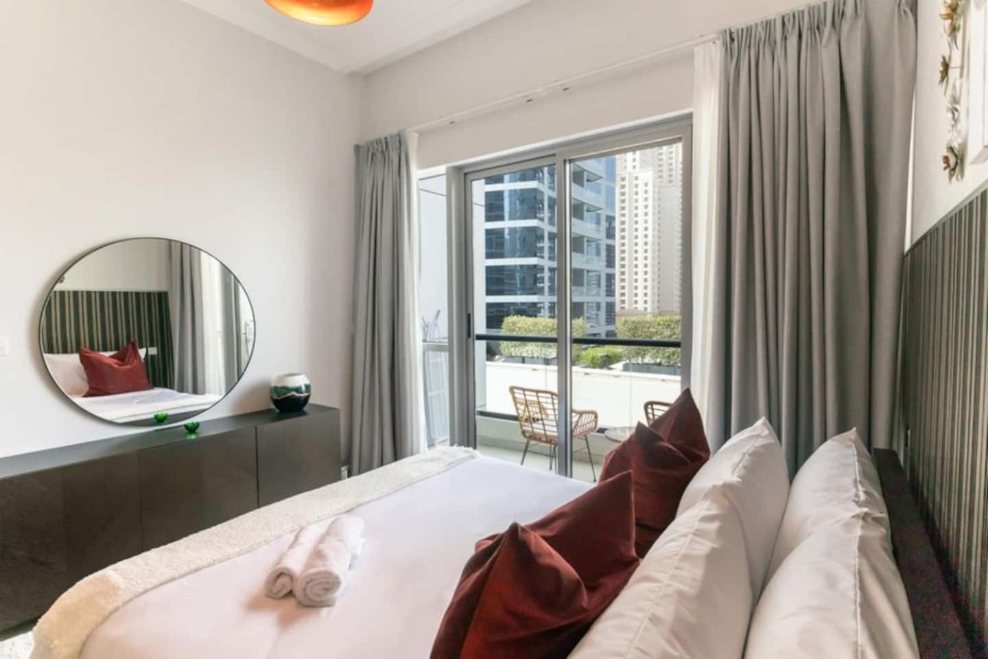 Appartement Luxurious 1 Bedroom In The Marina! Dubai